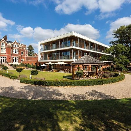 Wivenhoe House Hotel Colchester Exterior photo